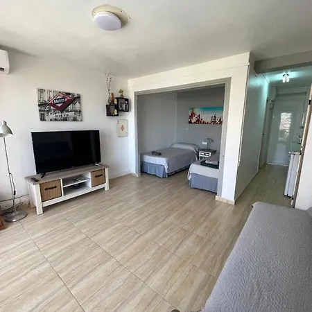 Апартаменты Estudio Playa Levante *