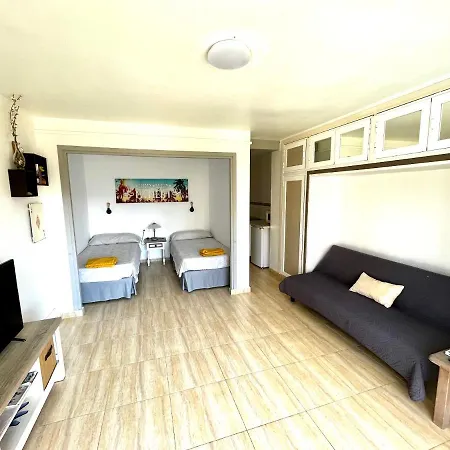 Estudio Playa Levante Apartment